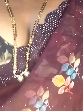 Sexy Radhikaa online show from November 2025 01:41:02 AM