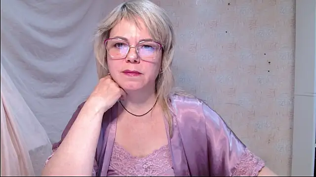 sweetsunset11 online show from March 2026 03:36:01 AM