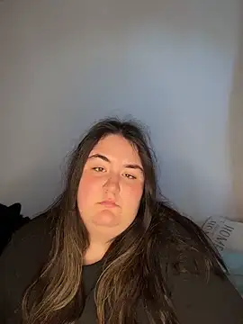 hotiee online show from April 2026 05:01:02 AM