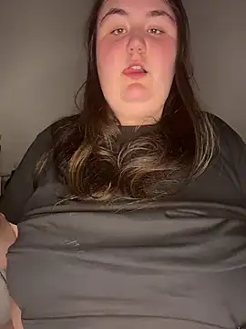 hotiee online show from April 2026 07:30:02 PM