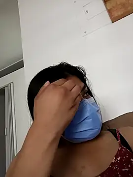 Snapshot of HeleNe22 chatting on December 2024 10:23:01 PM HeleNe22 online show from December 2024 10:23:01 PM