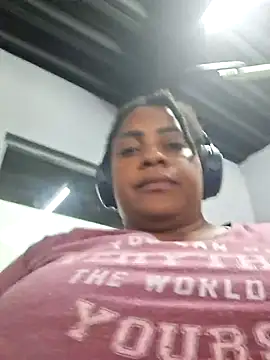 Snapshot of GoddessCarrie chatting on January 2026 09:20:02 PM GoddessCarrie online show from January 2026 09:20:02 PM