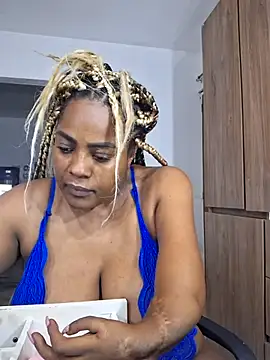 Snapshot of GoddessCarrie chatting on February 2026 03:44:01 AM GoddessCarrie online show from February 2026 03:44:01 AM