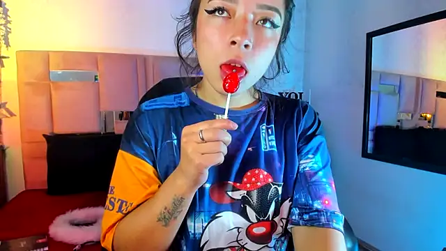 natacha  black  online show from February 2025 02:57:02 PM