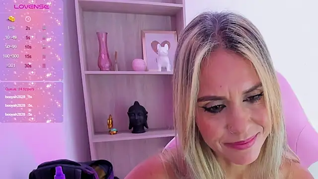 Evangeline johns online show from March 2025 11:27:02 PM