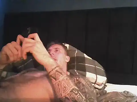 freddie90908 online show from December 2024 08:25:02 AM