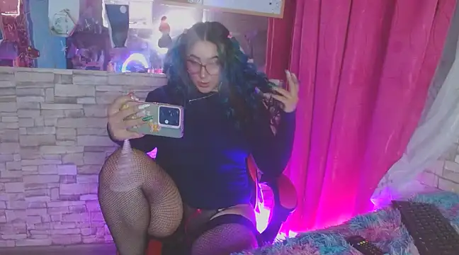 Snapshot of Meg4n_420 chatting on February 2025 04:14:01 AM Meg4n 420 online show from February 2025 04:14:01 AM