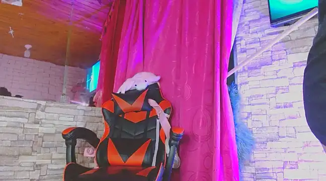 Snapshot of Meg4n_420 chatting on February 2025 08:17:01 AM Meg4n 420 online show from February 2025 08:17:01 AM