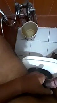 Snapshot of Sandy_1692 chatting on December 2024 02:57:01 AM Sandy 1692 online show from December 2024 02:57:01 AM