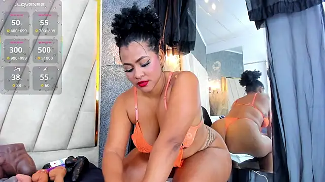 Snapshot of Madison-Diaz chatting on March 2025 06:33:01 PM Madison-Diaz online show from March 2025 06:33:01 PM