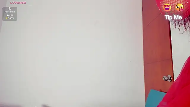 Zoey Donovan online show from November 2025 08:22:02 PM