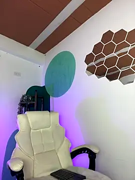 LollaByer online show from October 2025 10:08:02 PM