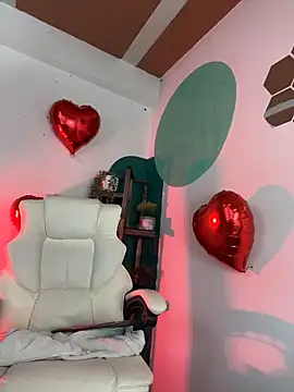 LollaByer online show from February 2026 09:07:01 PM