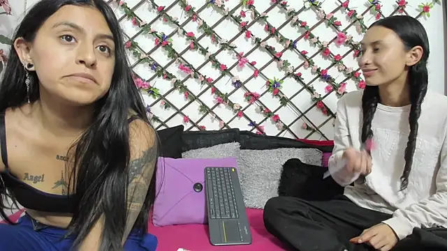 thedream girls online show from March 2025 07:10:02 PM