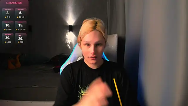 Kleo Godde online show from October 2025 09:42:02 PM