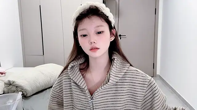 yangyang-1115 online show from October 2025 09:18:02 AM