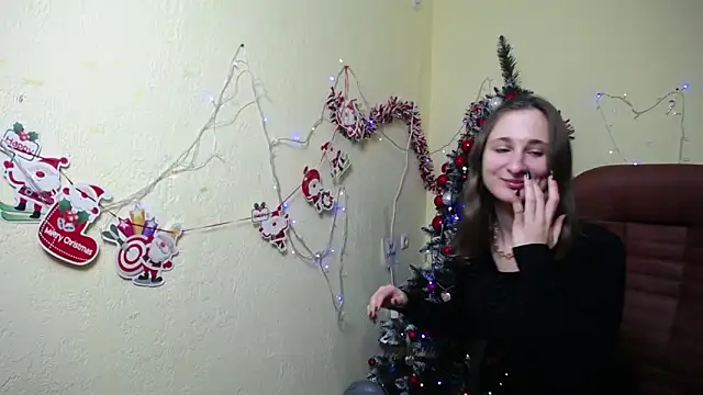 MichelLeee online show from December 2024 12:27:01 PM