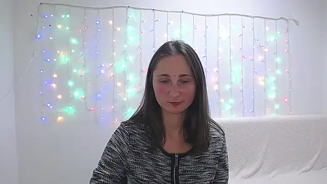 MichelLeee online show from January 2025 03:11:01 PM