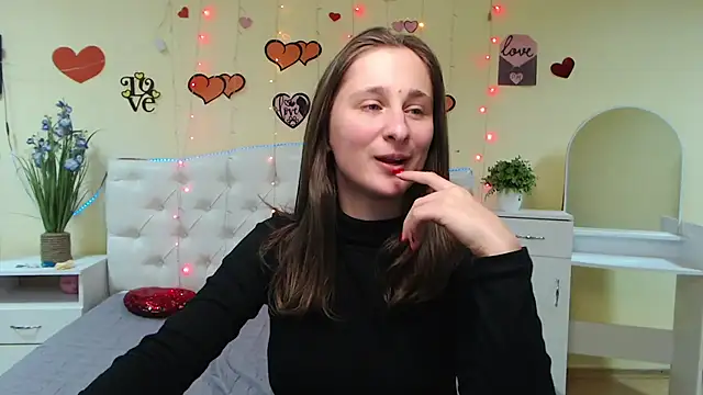 MichelLeee online show from February 2025 03:16:01 PM