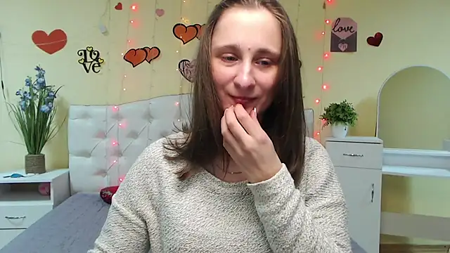 MichelLeee online show from February 2025 12:03:02 PM