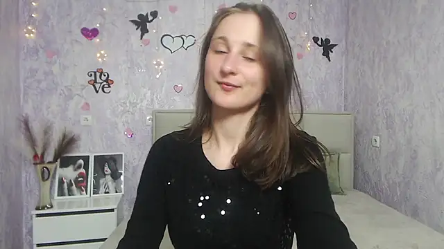 MichelLeee online show from March 2025 12:04:02 PM