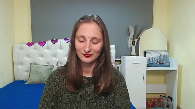 MichelLeee online show from October 2025 11:21:02 AM