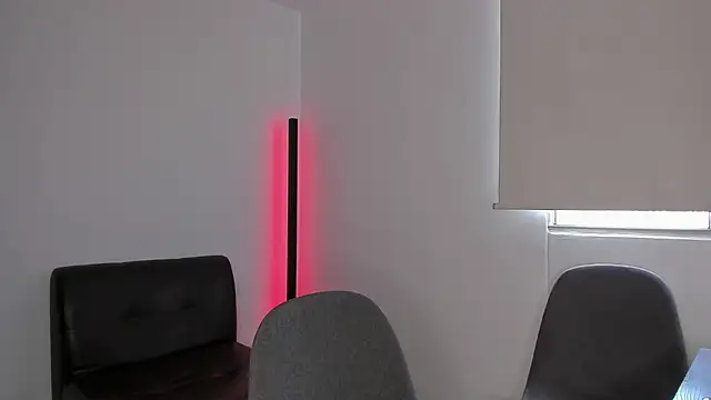 andrewChris  online show from October 2025 04:14:02 PM