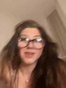 Snapshot of badlills201 chatting on February 2025 02:26:01 AM badlills201 online show from February 2025 02:26:01 AM