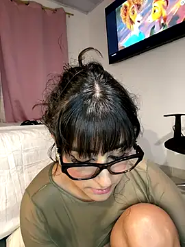 Snapshot of Lady_Rey chatting on November 2025 12:02:01 AM Lady Rey online show from November 2025 12:02:01 AM