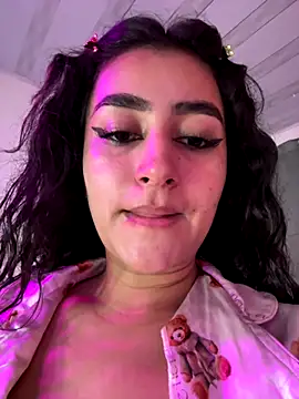 Snapshot of Lady_Rey chatting on December 2025 03:05:01 AM Lady Rey online show from December 2025 03:05:01 AM