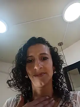 AriannaRussell  online show from March 2026 01:11:01 PM