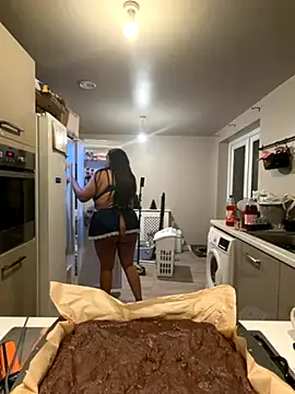 Sweet PeaUK online show from December 2025 02:38:01 AM