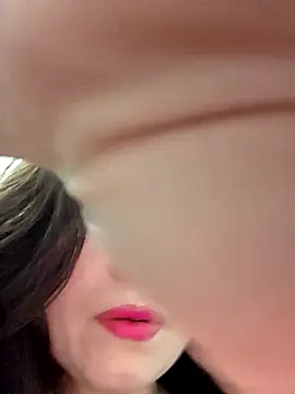 NeredaXxx online show from December 2025 10:06:01 PM