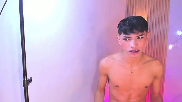 im sebaslopez online show from November 2025 08:09:01 PM