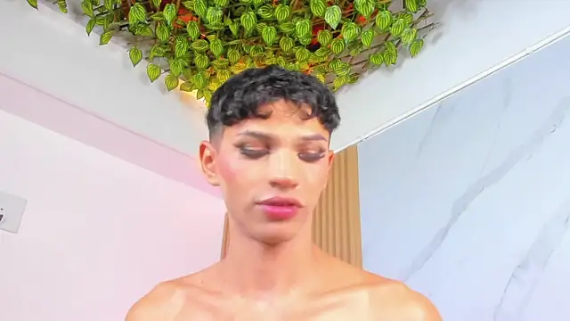 im sebaslopez online show from May 2026 01:13:01 AM