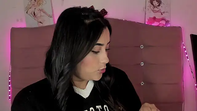 Snapshot of male_couper chatting on January 2025 12:50:01 PM male couper online show from January 2025 12:50:01 PM