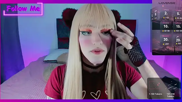 Snapshot of Kirmyy_ chatting on December 2024 10:56:02 PM Kirmyy  online show from December 2024 10:56:02 PM