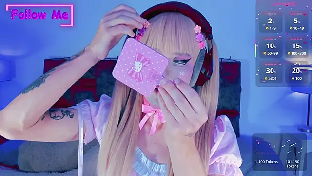 Kirmyy  online show from November 2025 11:17:01 PM