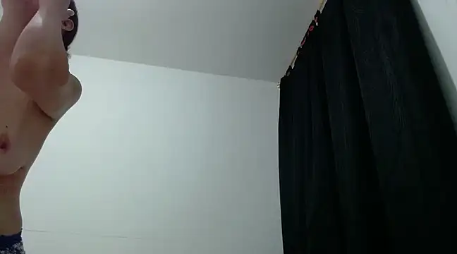 Snapshot of nicolle_milf1978 chatting on February 2025 11:05:02 AM nicolle milf1978 online show from February 2025 11:05:02 AM