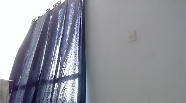 Snapshot of nicolle_milf1978 chatting on February 2025 12:21:01 PM nicolle milf1978 online show from February 2025 12:21:01 PM