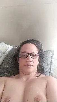 Snapshot of nicolle_milf1978 chatting on December 2025 01:17:04 PM nicolle milf1978 online show from December 2025 01:17:04 PM