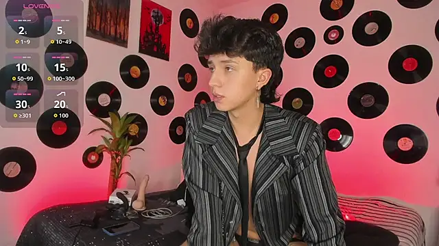 juandaaap online show from February 2026 11:36:01 PM