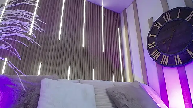 Snapshot of Noah_Xitruxx chatting on November 2025 01:12:02 PM Noah Xitruxx online show from November 2025 01:12:02 PM