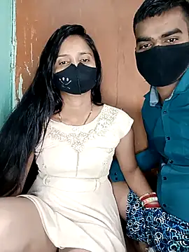 Suhani512 online show from February 2026 05:12:02 AM