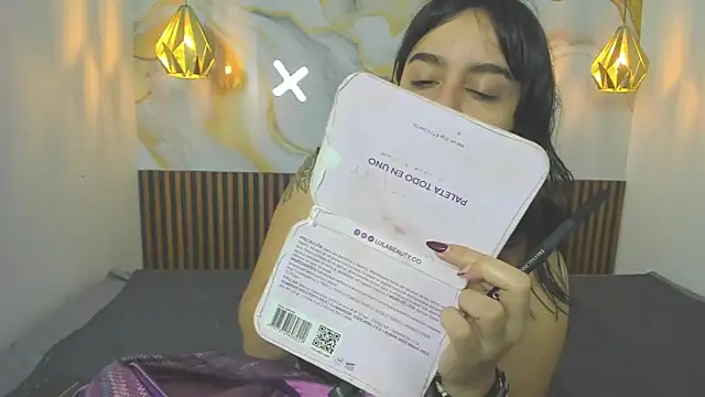 Snapshot of MelissaGilll chatting on November 2025 07:24:02 PM MelissaGilll online show from November 2025 07:24:02 PM