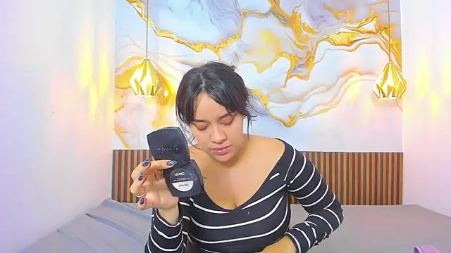 Snapshot of MelissaGilll chatting on November 2025 07:05:02 PM MelissaGilll online show from November 2025 07:05:02 PM