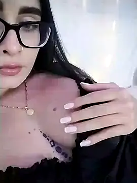 Snapshot of Aria_uwu chatting on January 2025 05:47:02 AM Aria uwu online show from January 2025 05:47:02 AM