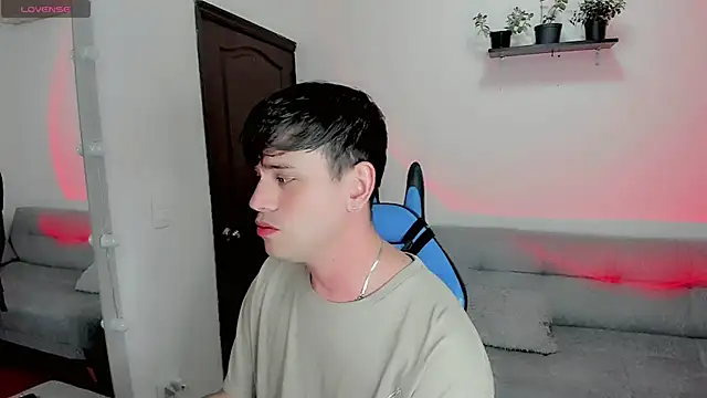 Snapshot of joe_jhon chatting on January 2025 04:08:01 AM joe jhon online show from January 2025 04:08:01 AM