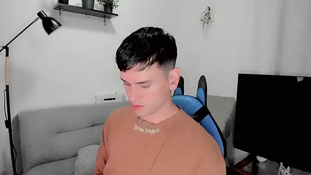 Snapshot of joe_jhon chatting on February 2025 06:57:01 AM joe jhon online show from February 2025 06:57:01 AM