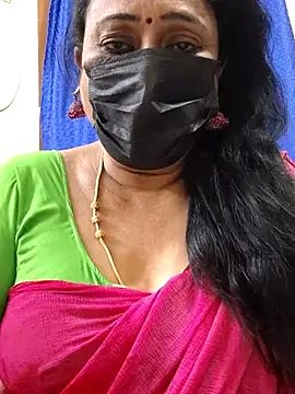 Snapshot of rekha_naier chatting on July 2026 05:04:02 PM rekha naier online show from July 2026 05:04:02 PM
